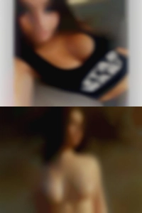 18 girls nude and very horny.